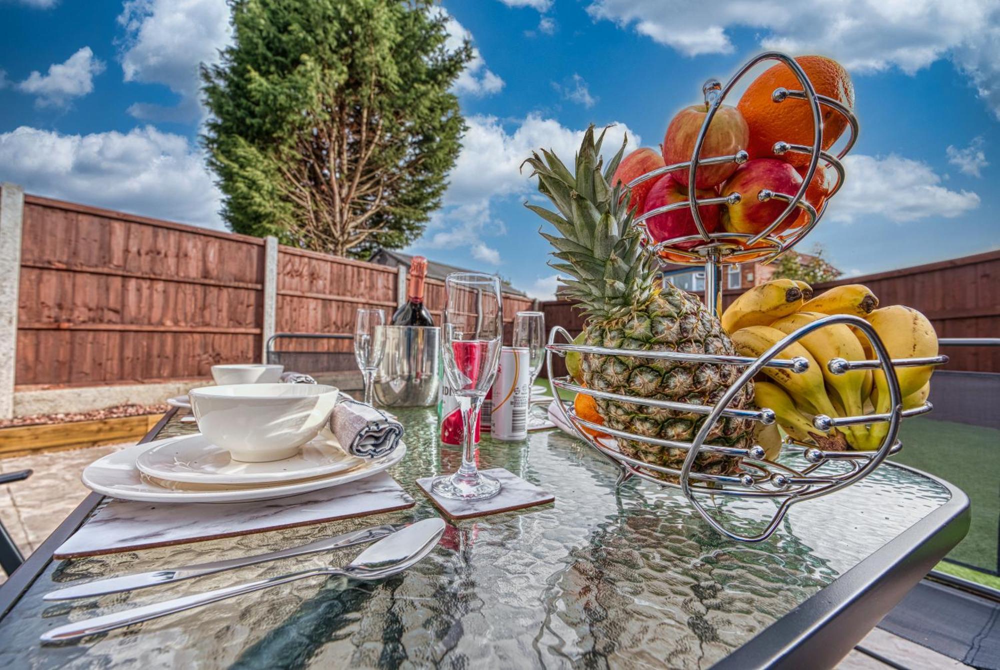Stylish House - B'Ham Airport And Nec, Jlr Solihull, Business & Leisure Stays - Aspen House Exteriör bild